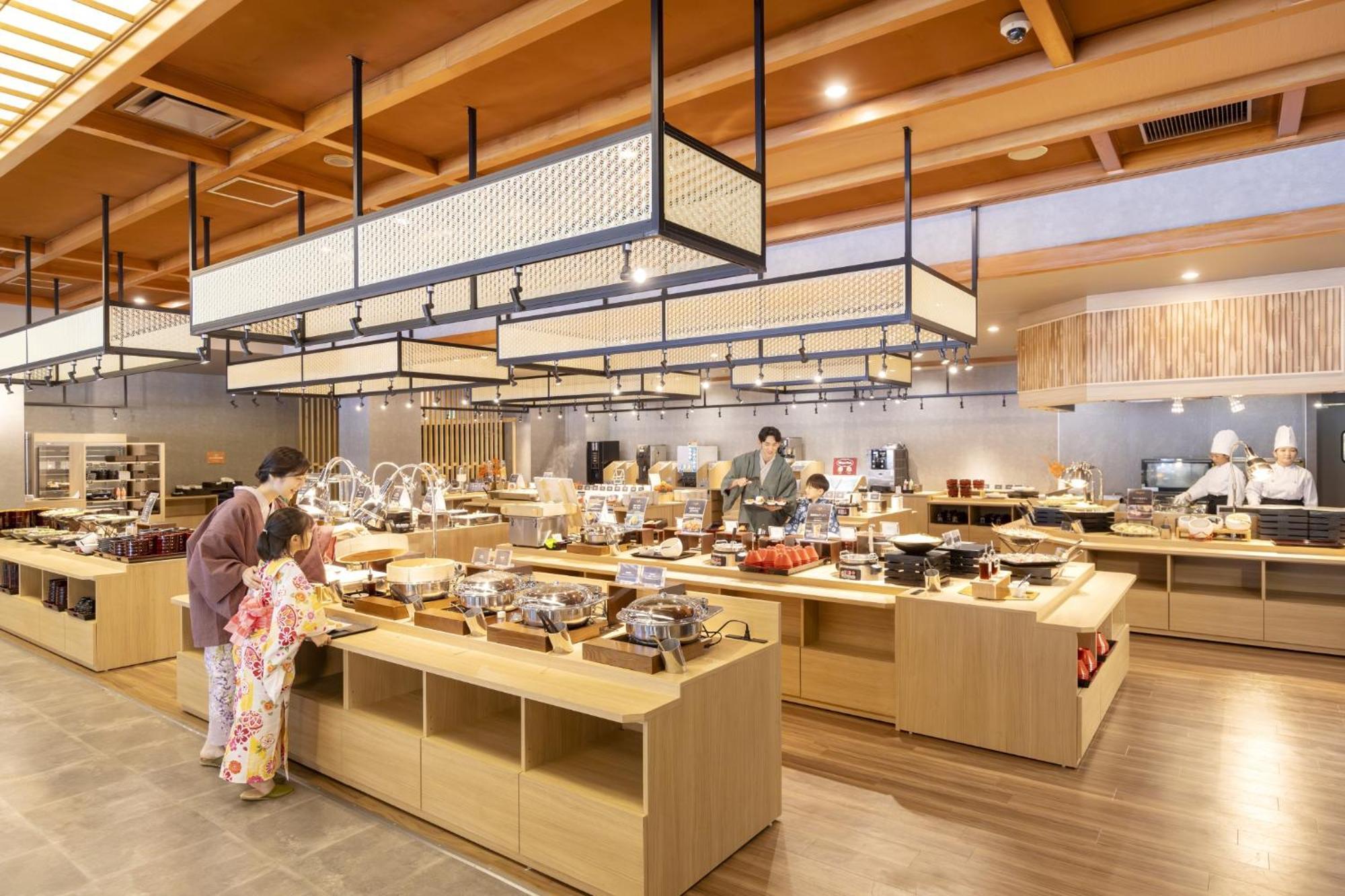Ooedo Onsen Monogatari Premium Honkan Ryokan 3*