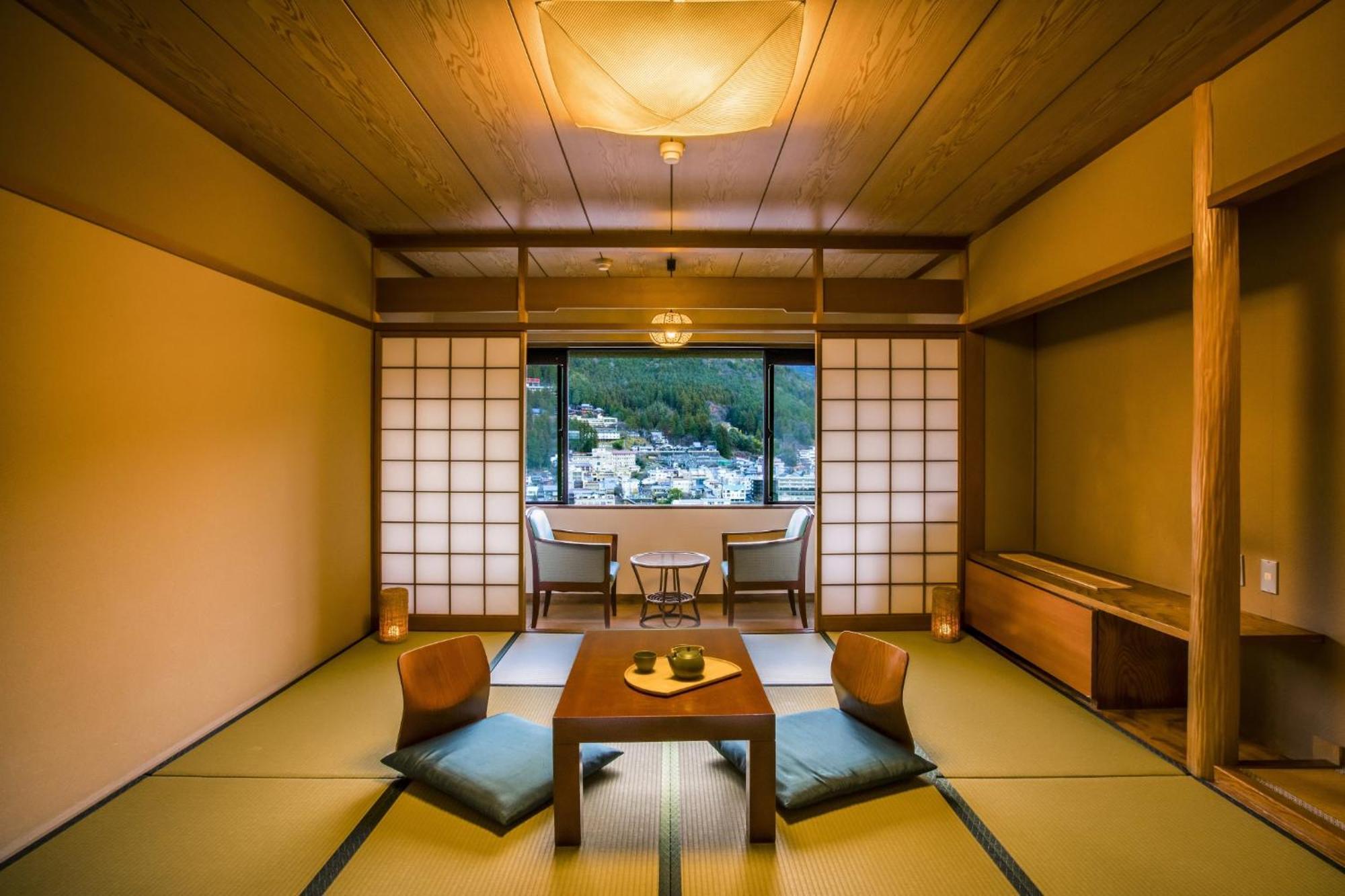 Ooedo Onsen Monogatari Premium Honkan 3* Gero